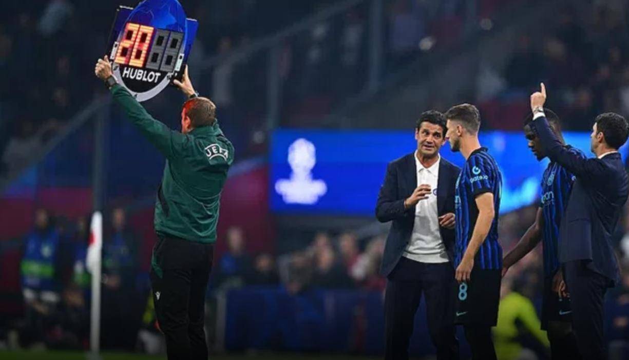 足总杯清晨再迎强敌,瓦伦西亚战术微调,主帅态度——更衣室稳定,赛程密集仍需轮换的简单介绍 足总杯清晨再迎强敌,瓦伦西亚战术微调,主帅态度——更衣室稳定,赛程密集仍需轮换的简单介绍