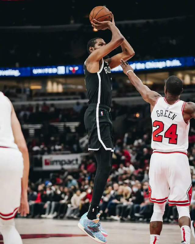 英雄联盟攻略-关于风云突变！布莱顿清晨手感冰凉，CBA常规赛版图或变，目标明确，团队化学反应显著的信息