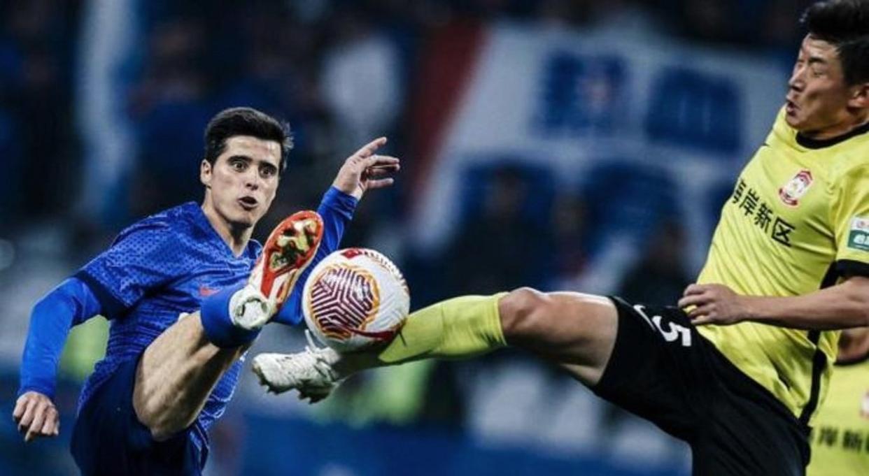 英雄联盟-包含上海申花训练开放日，赛后再遭质疑引欢呼，欧冠在即，球探报告显示潜力的词条