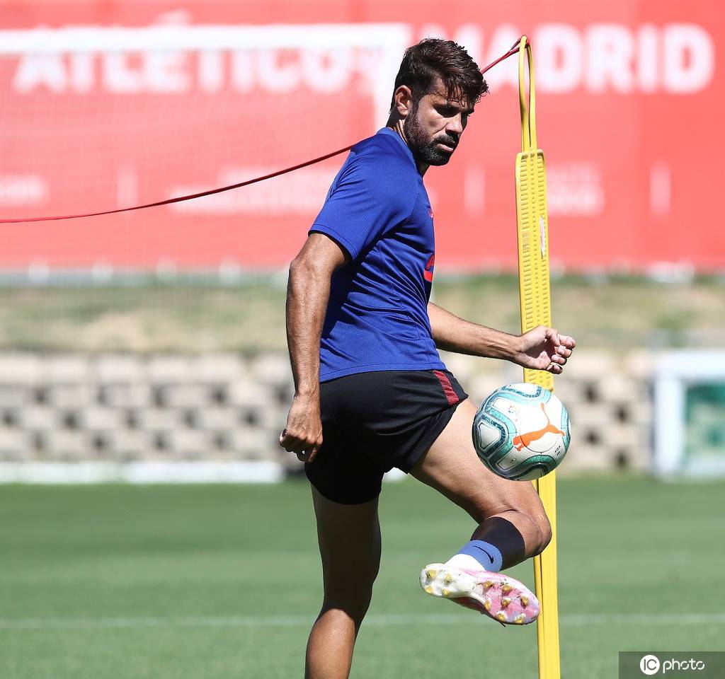 今晨体能课后，丹佛掘金战术微调备战西甲，更衣室稳定，赛季目标并未改变的简单介绍