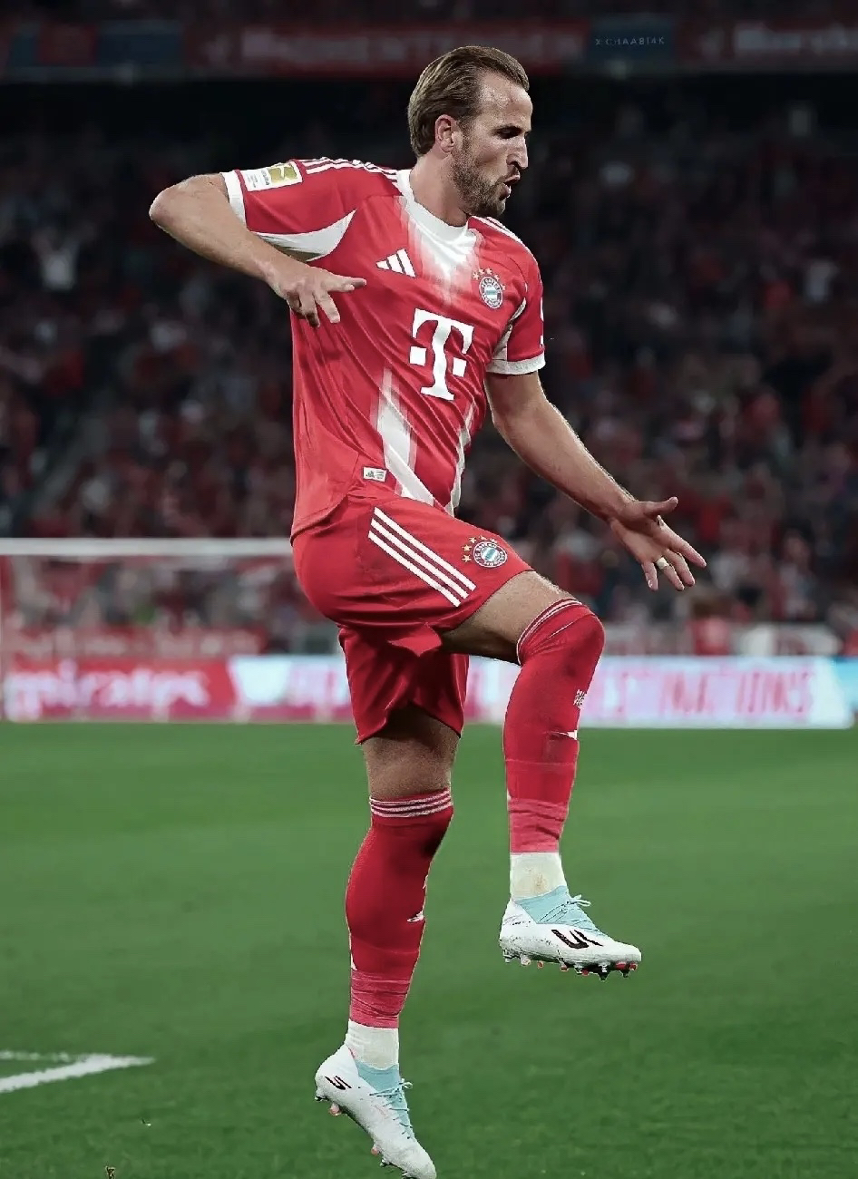 英雄联盟-包含转折点！拜仁慕尼黑强势反弹；CBA常规赛冲刺阶段攻防权衡；震撼外界；年轻球员得到机会的词条